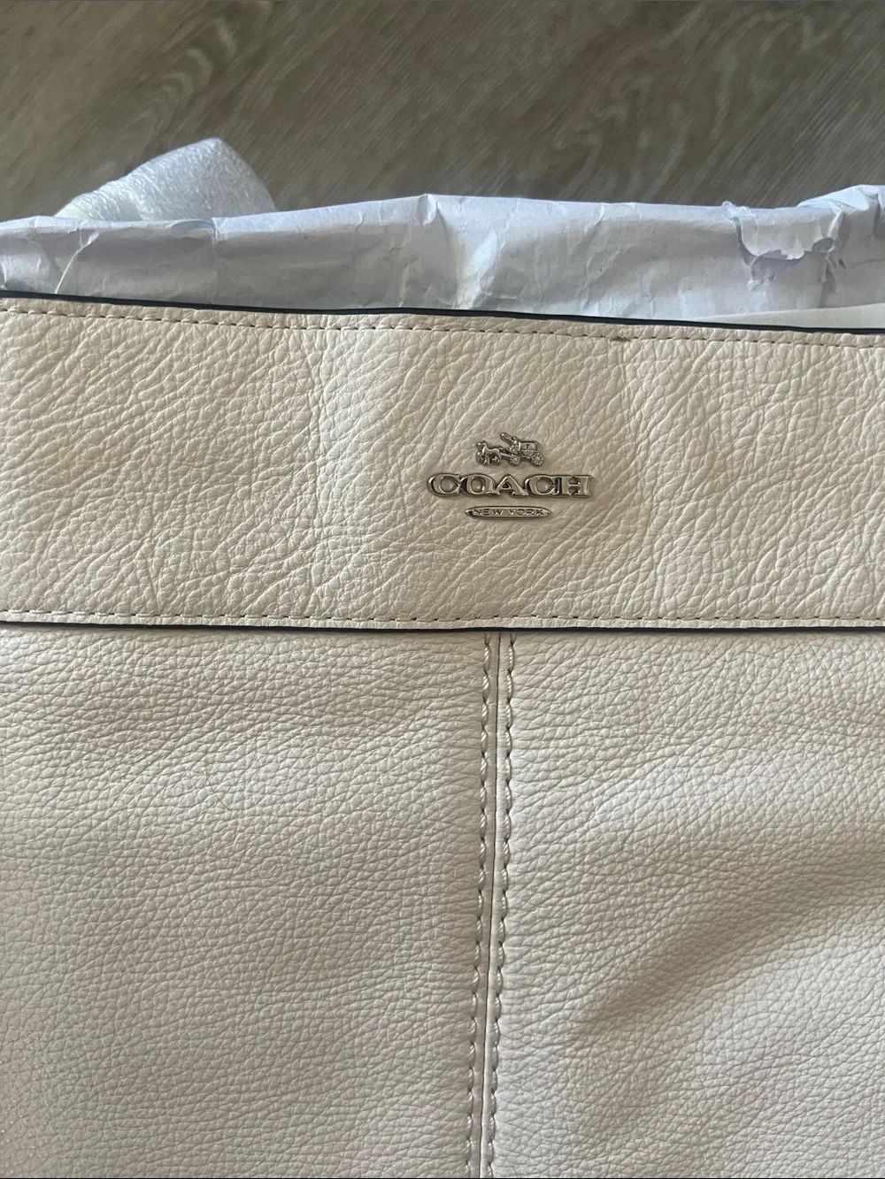 New COACH Lexy Shoulder pebble Bag leather cream purse tote mid size